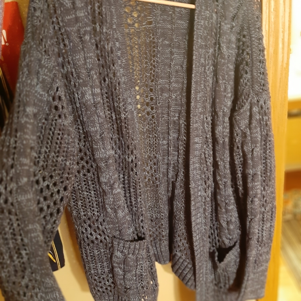Sweater/cardigan